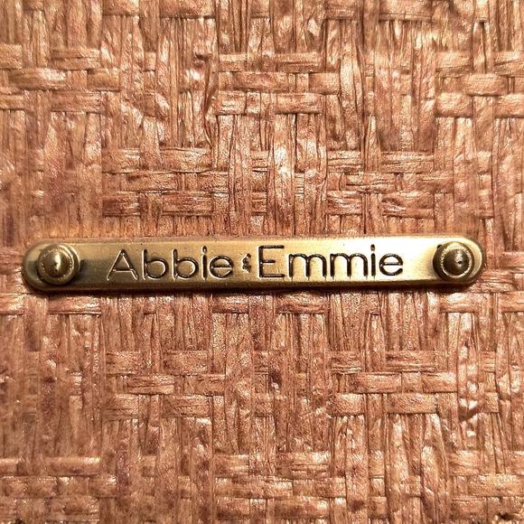 Abbie & Emmie handbag And Crossbody. Gold and brass. - Picture 3 of 6